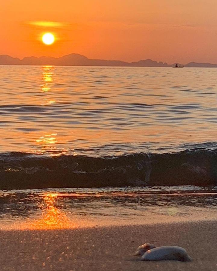 Sun Smile Beach Koh Jum Exterior photo