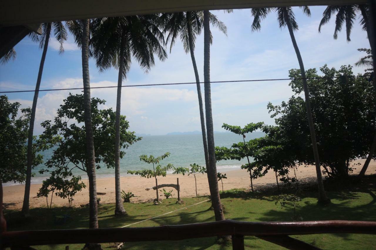 Sun Smile Beach Koh Jum Exterior photo